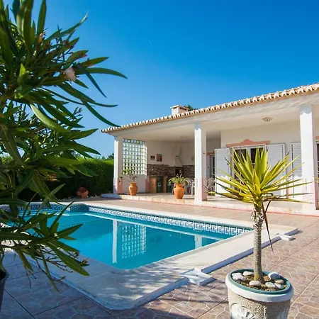 Casa Naboo - Sunny With Pool