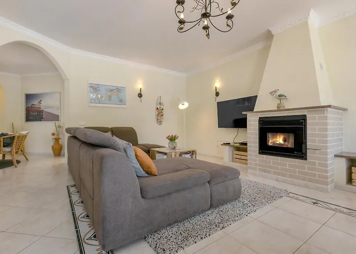 ヴィラ Casa Naboo - Sunny With Pool アルジェズール